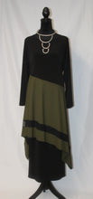 Load image into Gallery viewer, Black and Green Maxi Dress
