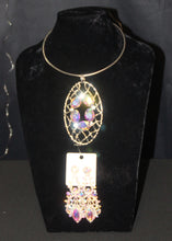 Load image into Gallery viewer, Woven Iridescent Necklace Set
