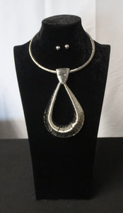 Tear Drop Necklace Set