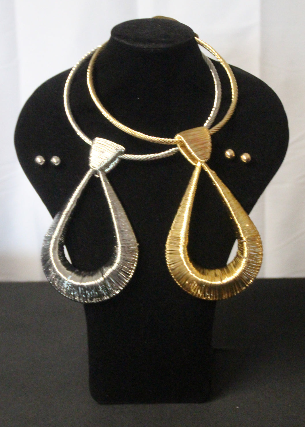 Tear Drop Necklace Set